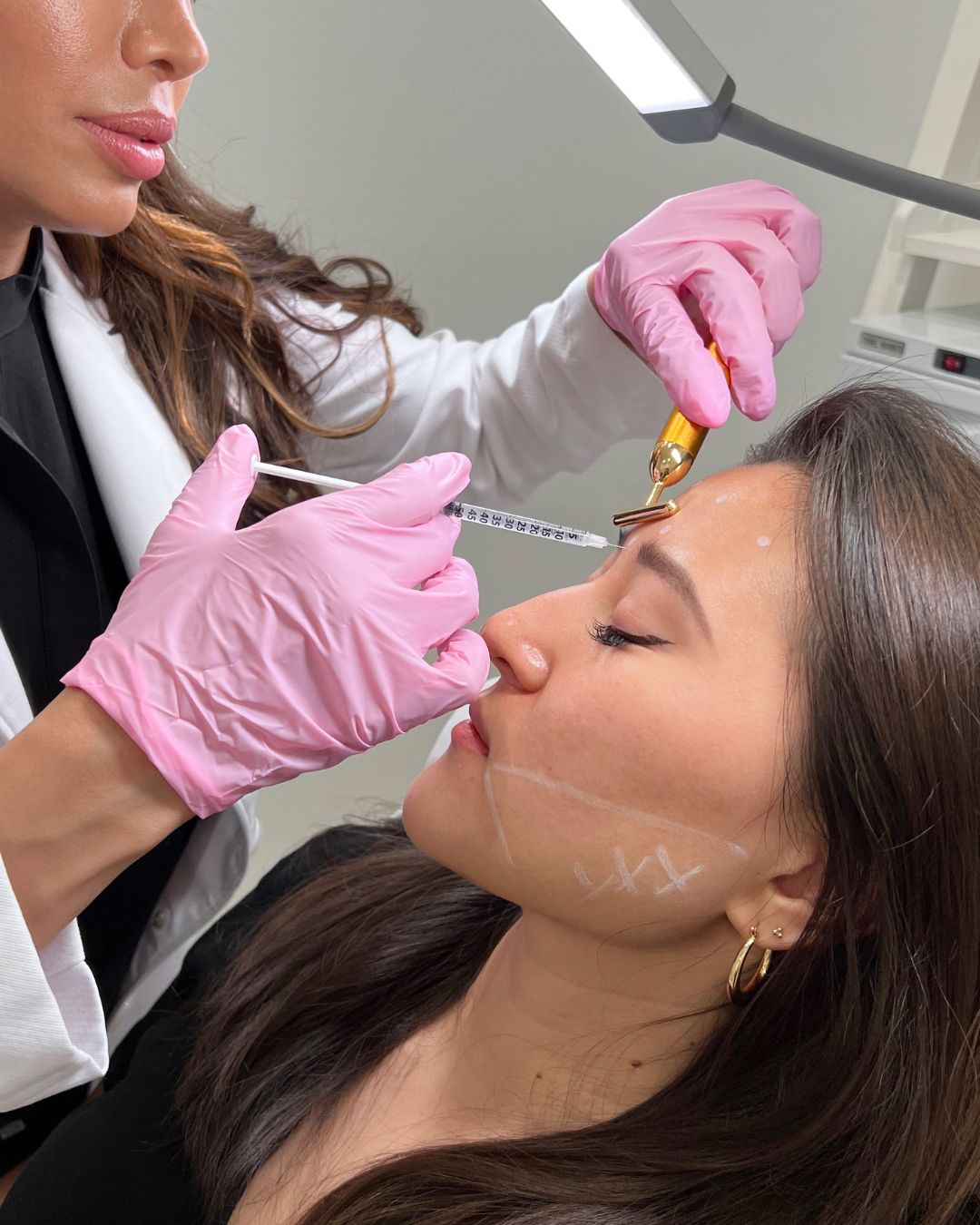 aesthetic-treatment-injection-2-img